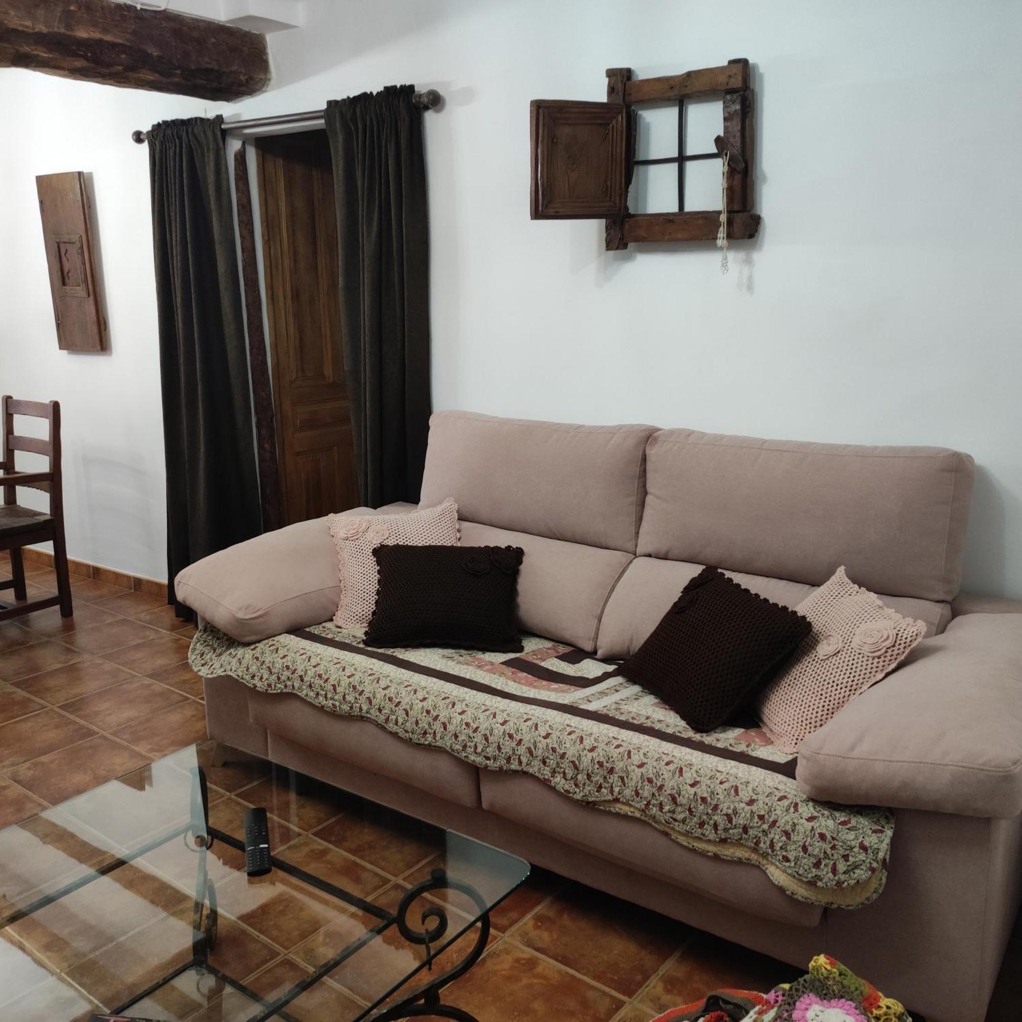 فيلا Alcoba Con Patio Del Siglo XIX Villanueva de Viver المظهر الخارجي الصورة