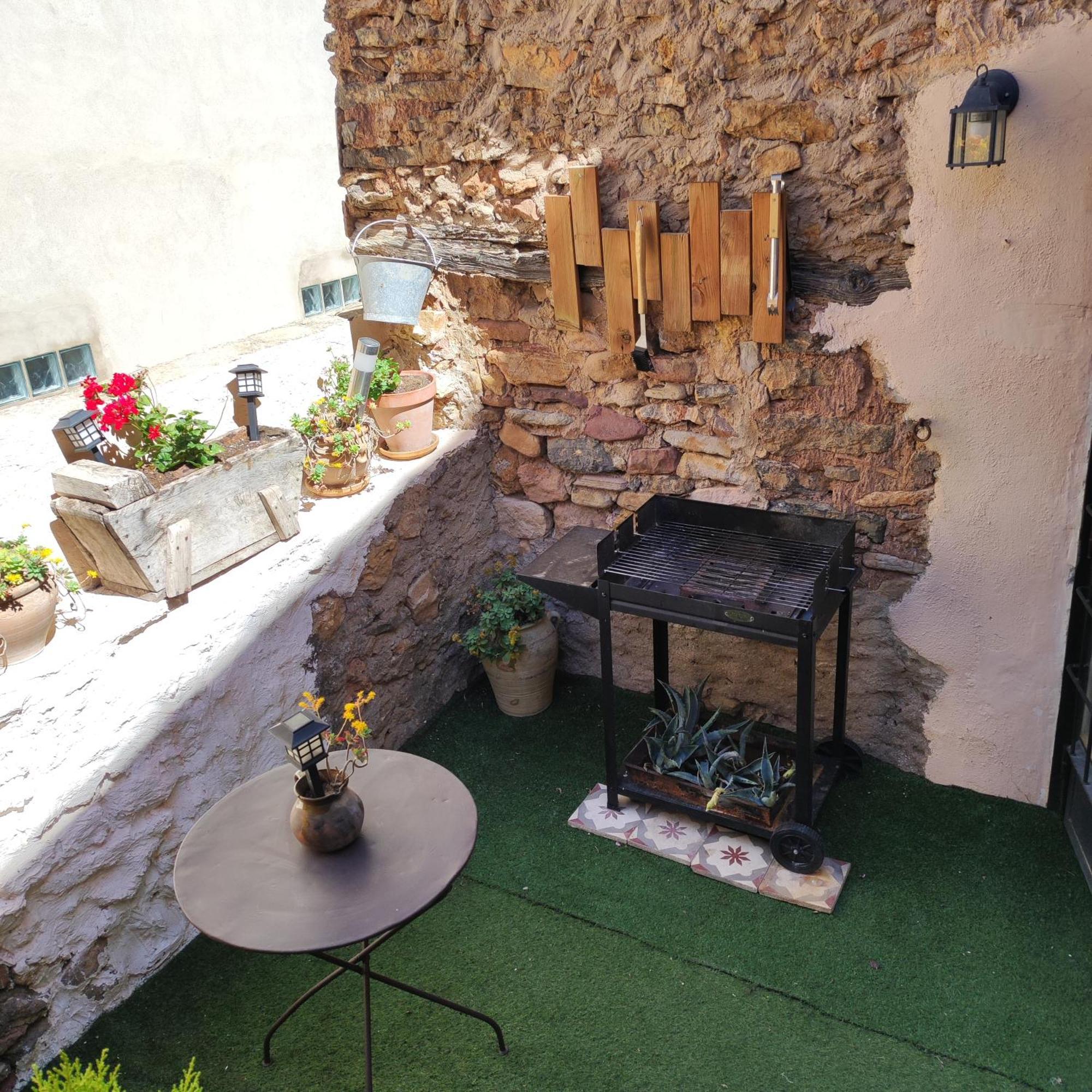 فيلا Alcoba Con Patio Del Siglo XIX Villanueva de Viver المظهر الخارجي الصورة
